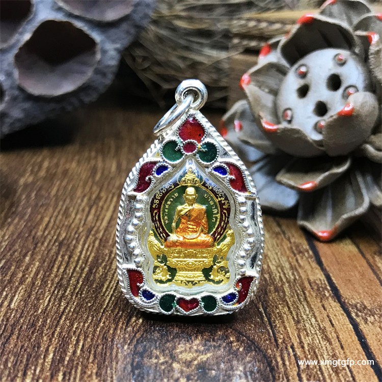 龙婆瑞庙 佛历2560迷你版十亿自身 泰国佛牌 2.JPG