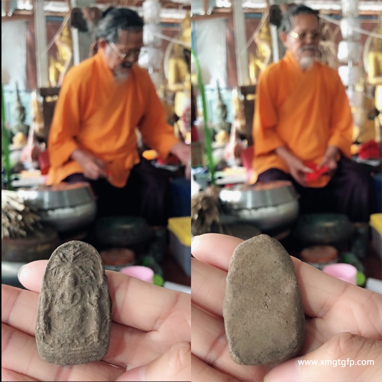 泰国佛牌 鲁士SOLO 菩提叶崇迪 5.jpg