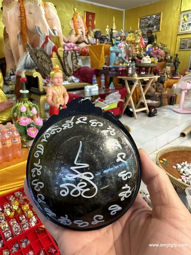 阿赞姜凯 蛇路过大号正面2.jpg