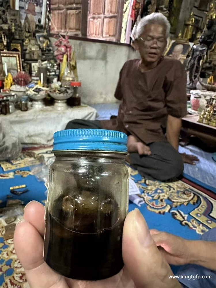 泰国佛牌 龙婆爹 2485年 早期金童子 (3).jpg