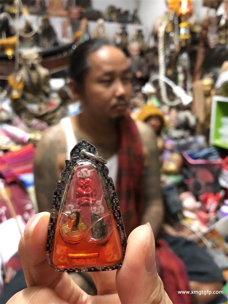 阿赞湾猜 阴阳依霸 泰国佛牌 2.jpg